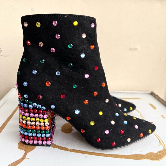 Betsey Johnson Shoes - Betsey Johnson Women's Kaydence Fashion Boots Sz 6 (PB-1)